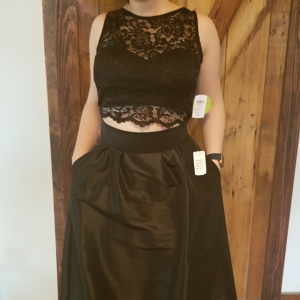 NWT Black two piece prom dress